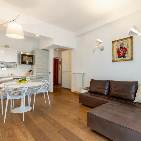 Elegant Escape Near The Vatican Apartment Rome