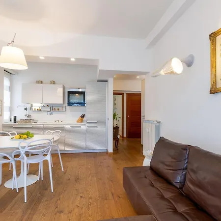 Elegant Escape Near The Vatican Apartment Rome